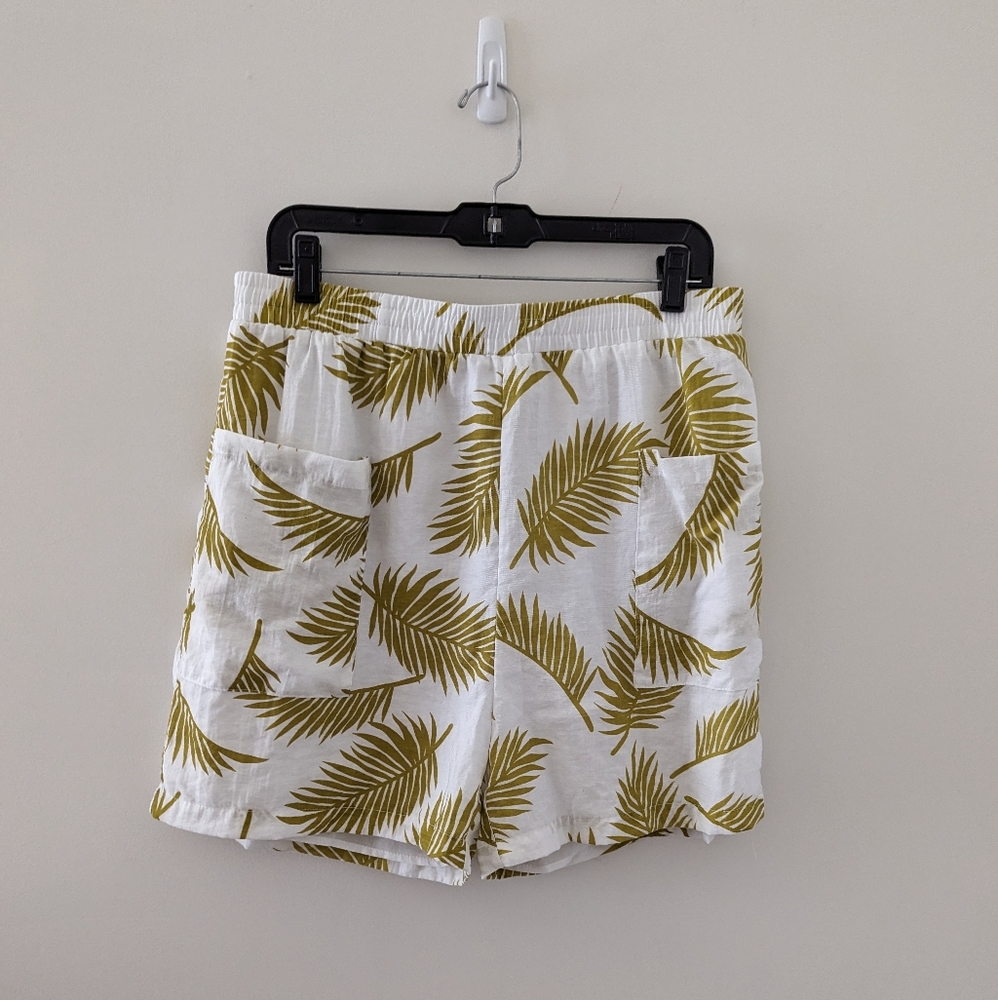 Amaryllis Apparel Linen Palm Print Bermuda Shorts Sz L